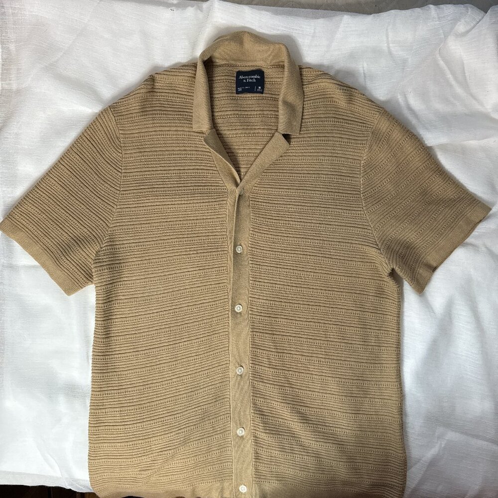 Abercrombie and Fitch Knit shirt Men Button up